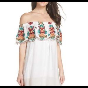 NWT Cream Nordstrom’s Surf Gypsy Embroidered Top M